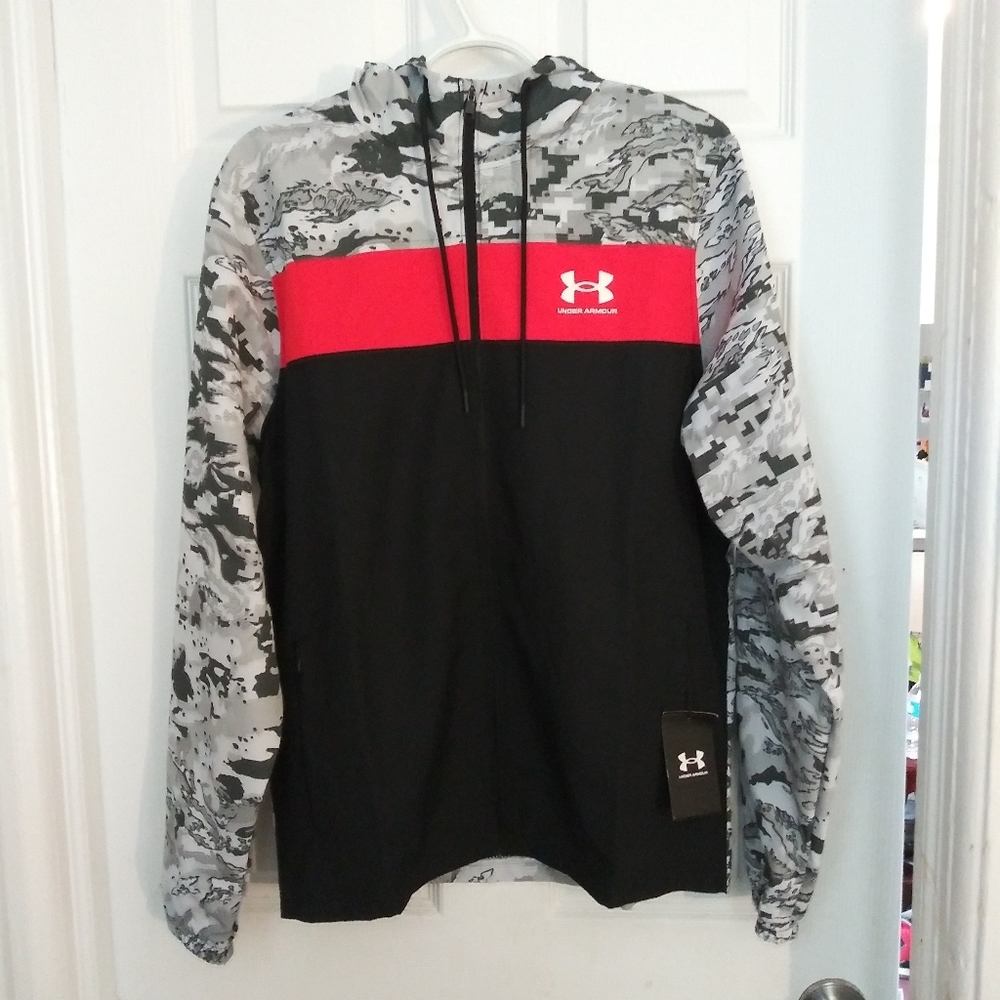 Underarmor Windbreaker